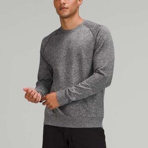 Lululemon Engineered Warmth Long Sleeve Crew Sz XL In
Black / White
